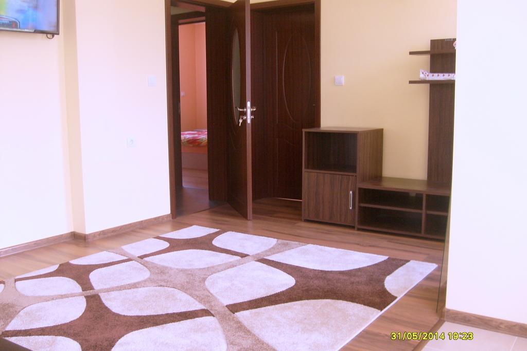 Guest Rooms Mihaylovi Pavel Banya Camera foto